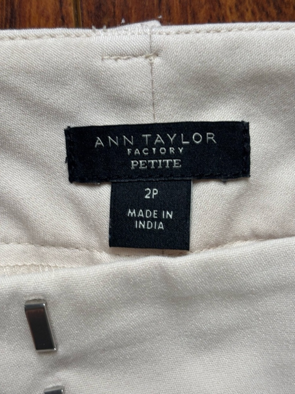 Ann Taylor Cream Pants - Picture 9 of 12